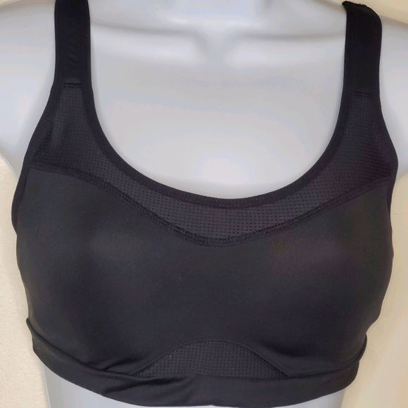 ASICS sport bra - Picture 1 of 4